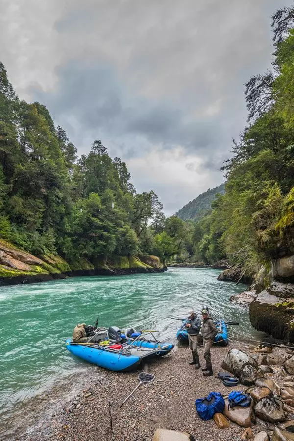 fishing in patagonia chile with frontiers international travel