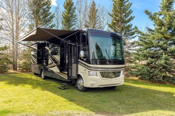 How to Choose a Tough, Weather-Resistant RV Awning