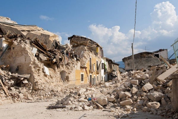 Earthquake Preparedness: A Smart Traveler's Guide to Staying Safe in Seismic Zones