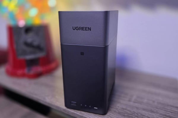 UGREEN DH2300 Review: Network Storage Finally Makes Sense for Home Users