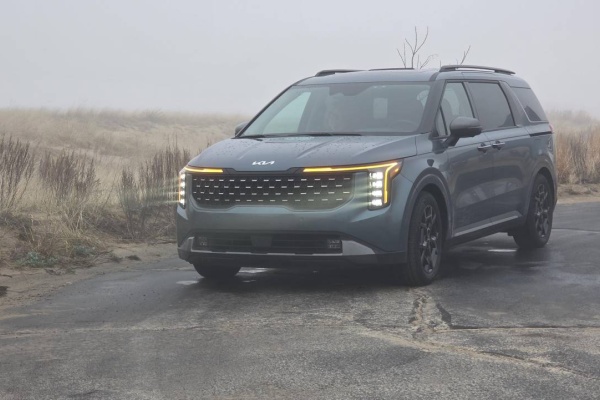 2025 Kia Carnival: Why I'm Willing To Sacrifice MPGs for Fun In This Anti-Boring Minivan