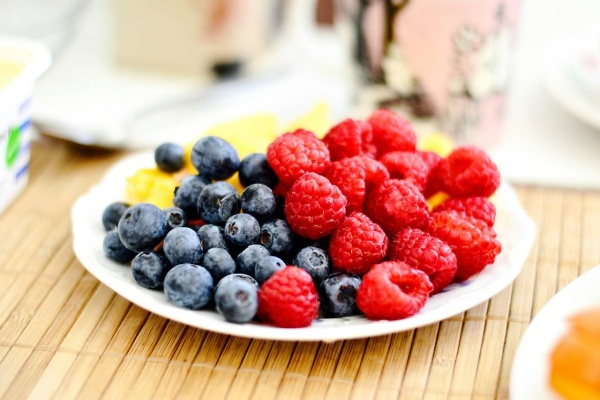 Man's Energy Playbook Of Nutritional Fruits: Berries, Bananas, Avocados & Citrus Compared