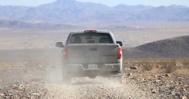How to Protect Your Eyes While Traveling In A Hot Arid Desert