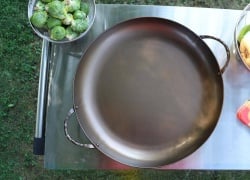 Smithey Carbon Steel Paella Pan Review: Hand-Forged Conversation Piece For Epic Entertaining