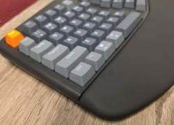 Adesso EasyTouch 1500 Ergonomic Keyboard Review: Professional Productivity Meets Premium Gaming Construction