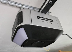 Smart Garage Systems Compared: These Are The Features That Make a Real Difference