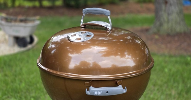 The Weber Original Kettle Premium Brought Me Back To Charcoal After 15 Years