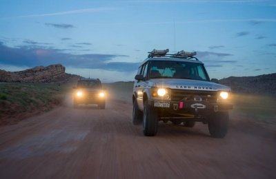 CAM Mobility: Land Rovers In Moab At The Ultimate Off Road Driving Driving School