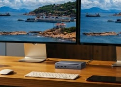 UGREEN Revodok Maxidok Thunderbolt 5 Review: 10-in-1 vs 17-in-1, and Which One Your Setup Actually Needs