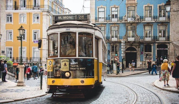Discovering Lisbon: A City of Rich Culture, Delicious Cuisine, and Vibrant Nightlife