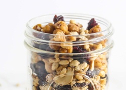 31 Awesome Trail Mix Recipes
