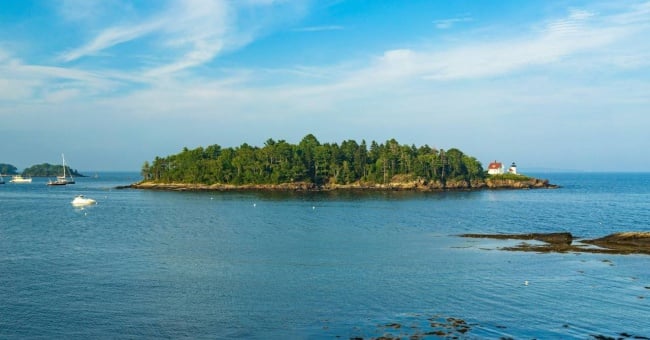 Why Men Who Love Alaska Cruises Should Try a Canada and New England Cruise This Year