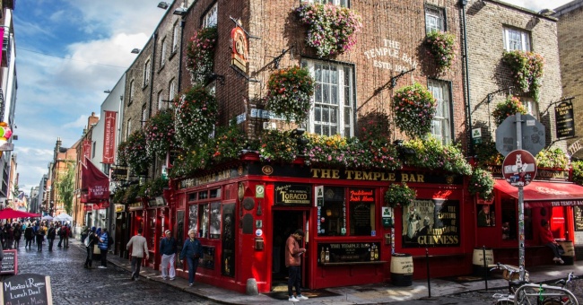 Best European Cities for Guys Looking To Spend Time Exploring Bars and Pubs