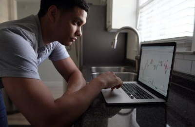 5 Things Financially Successful People Do Differently