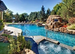 Here's How to Make Your Backyard Pool the Cleanest, Healthiest Water You'll Swim In All Year