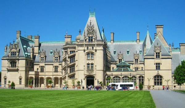 Outdoor Adventures, Wine, and History: Biltmore Mancation