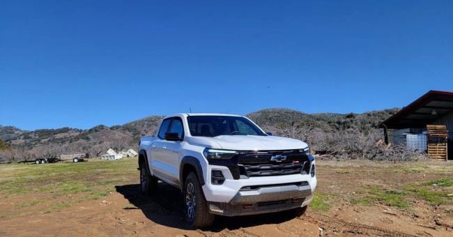 Should You Buy Or Rent Your Next Work Truck?