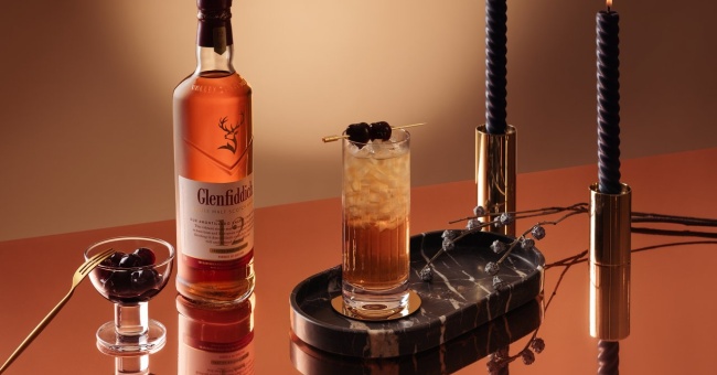 11 Fall Whiskey Cocktails And Old Fashioned Riffs For Cold, Crisp Nights