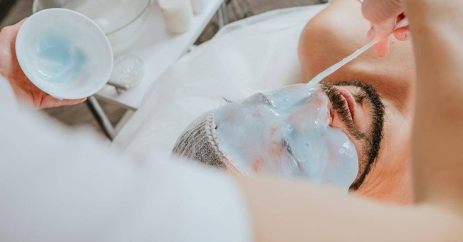 How Men Can Use Scar Gel to Recover from Skin Injuries
