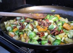 Autumn Skillet Mix: Butternut Squash, Brussels Sprouts & Apples Perfect Fall Flavors