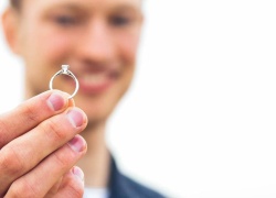 History and Tradition Of Diamond Engagement Rings
