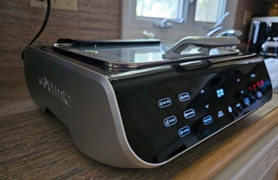 Gourmia FoodStation Is The Perfect Option For Gourmet Tailgates And Mancaves