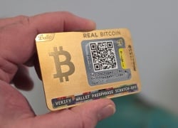 Ballet REAL Cold Storage Wallet: A Crypto Gift That Doubles As A Conversation Starter