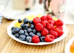 Man's Energy Playbook Of Nutritional Fruits: Berries, Bananas, Avocados & Citrus Compared