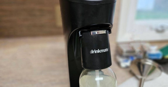 Drinkmate OmniFizz Proves That Just Because You Can Carbonate Any Liquid, It Doesn't Mean You Should!