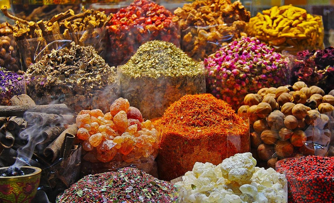 Spice Things Up On a Romantic Escape to Dubai