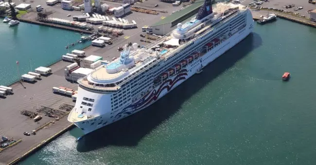 A Pride of America Cruise Will Change Your View of Hawaii