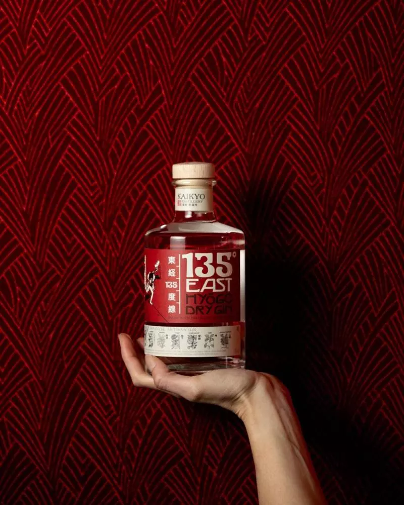 135 east gin bottle