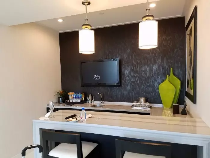 bar