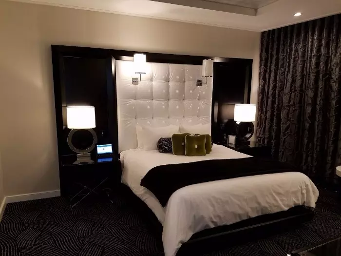 sky-suite-bedroom