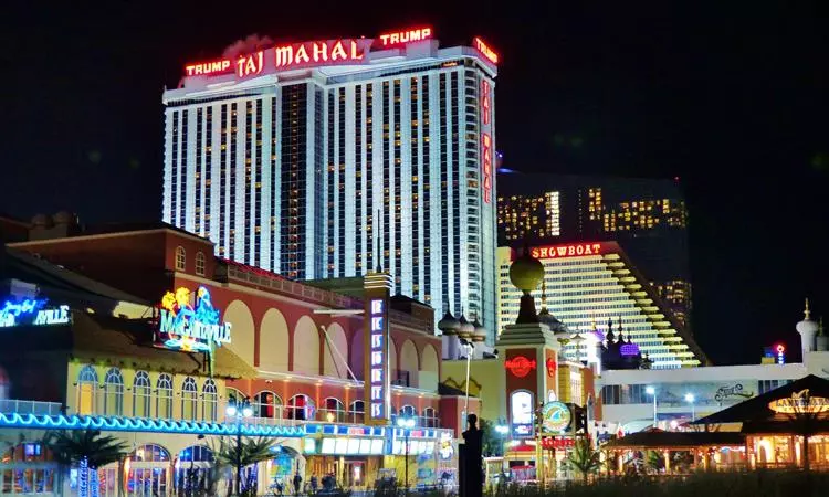 Atlantic City Boardwalk is a Great Place for a Bachelor Party