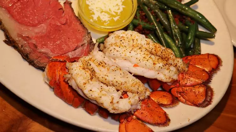 twin lobster tales