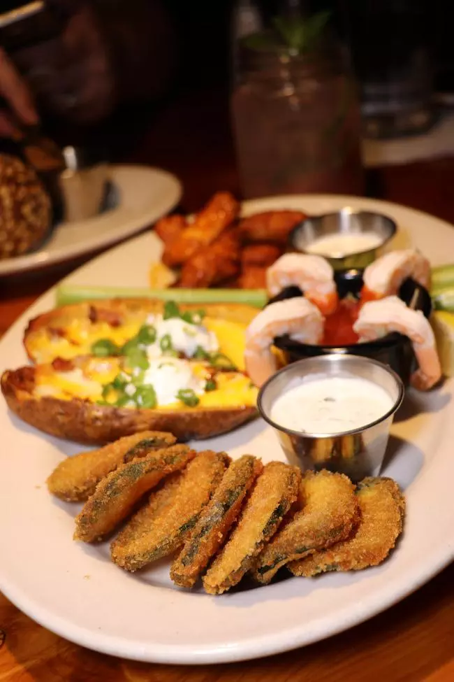 wagon wheel appetizer platter