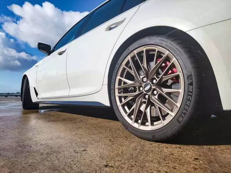 cadillac ct5v blackwing wheel
