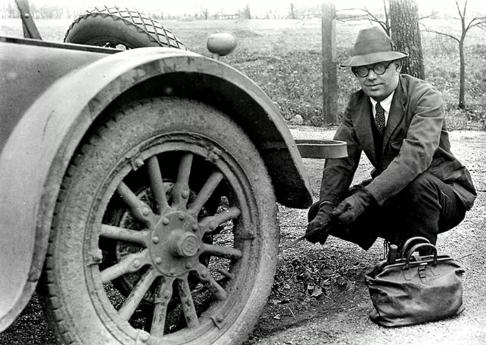 old timey tires change