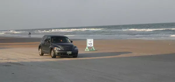 driving-on-daytona-beach