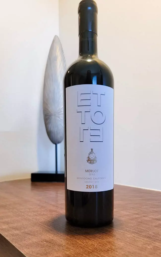 ettore merlot bottle