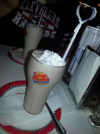 johnny-rockets-shakes