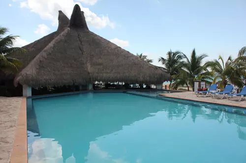 nachi-cocom-pool