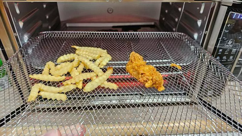 gourmia xl oven re heating left overs