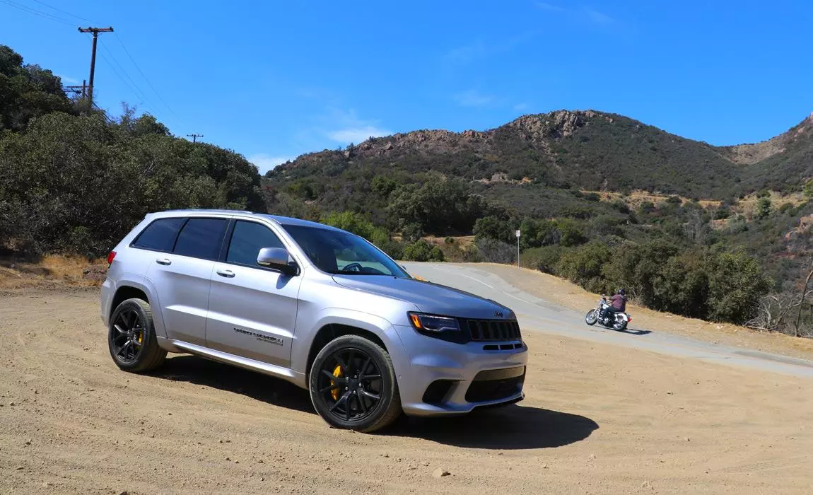 Jeep Grand Cherokee SRT features a 707hp Hellcat Engine and is awesome.