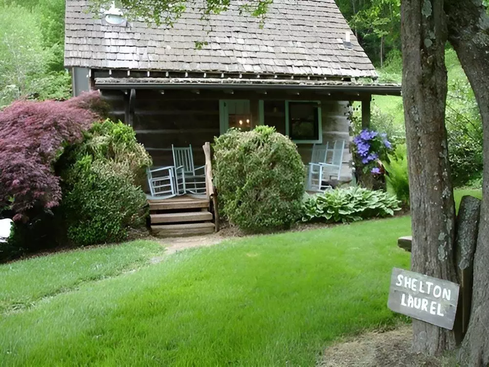 boyd mountain cabins are perfect for a smoky mountains guys trip