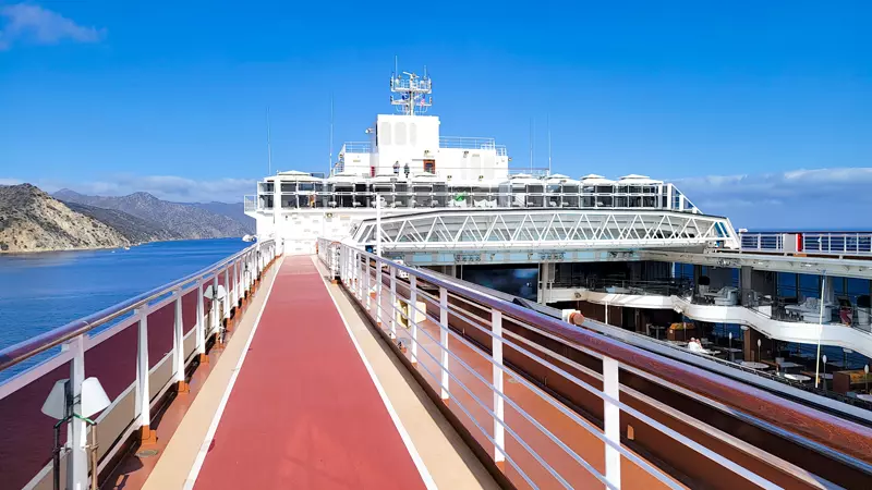 walking track holland america line koningsdam