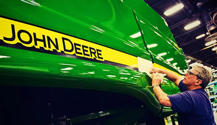 john deer factory tours