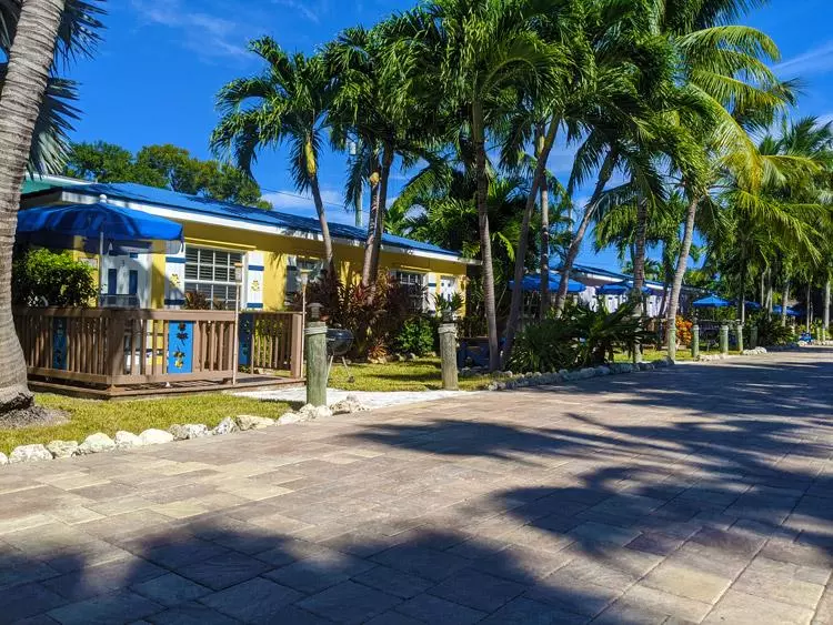 cottages at island bay resort in florida keys 