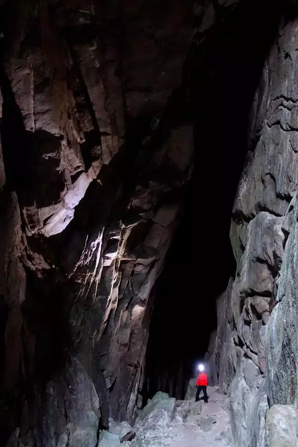 resshola the troll cave